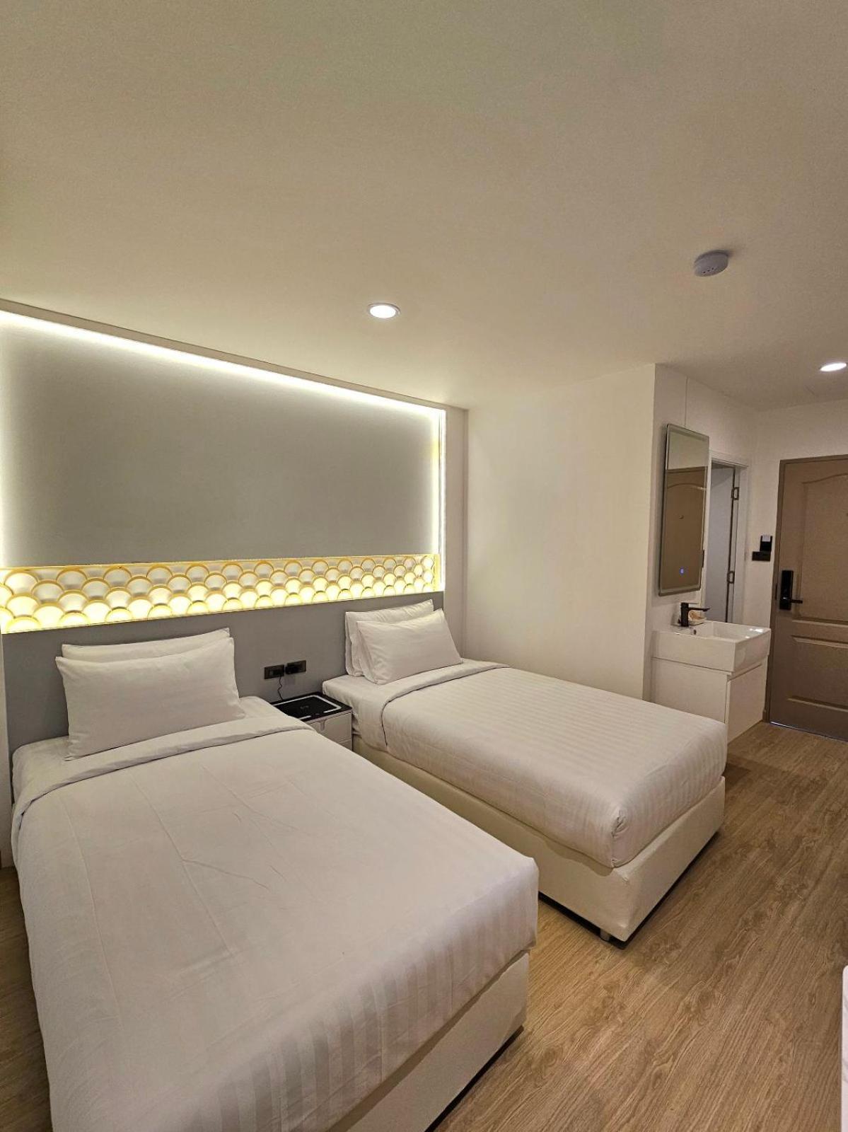 Arawana Express Sukhumvit 22 Banguecoque Exterior foto